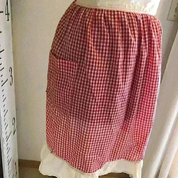 vtg handmade ginham red white apron small medium - Picture 3 of 6